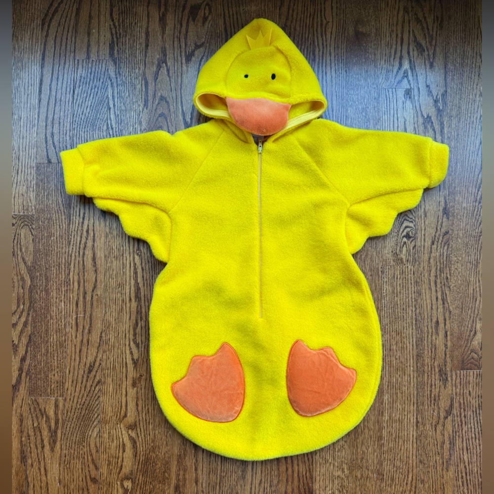 NEW Le Top Fleece Duck Suit Newborn